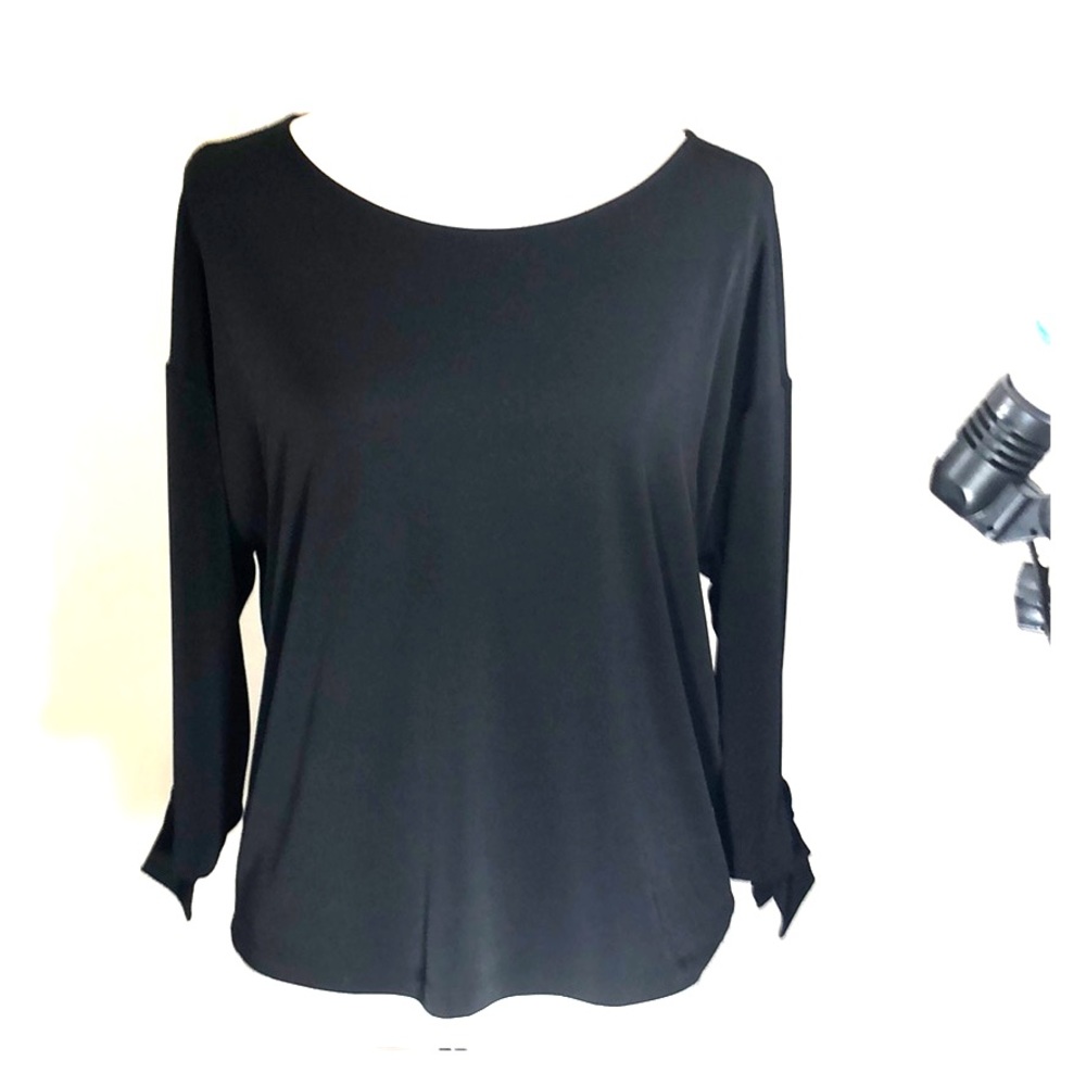 Chico’s Size 1 knit top